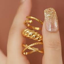Neil Ring: A Timeless Blend of Tradition and Elegance