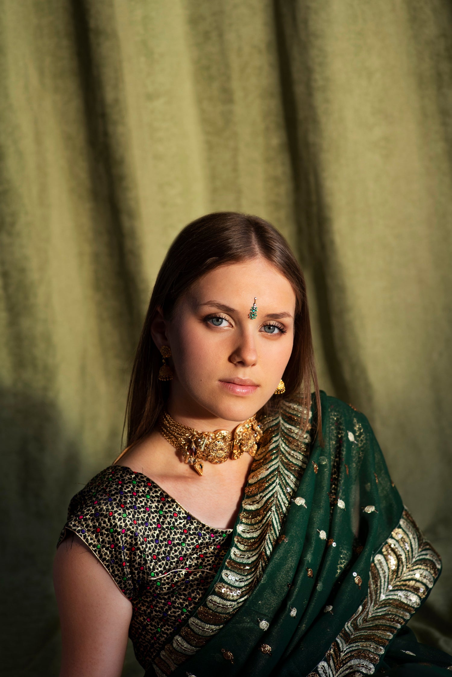 Jewellery That Speaks: Uncovering the Stories Behind Every Sparkle